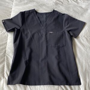 Figs Women’s Small Gray Caterina One Pocket Scrub Top